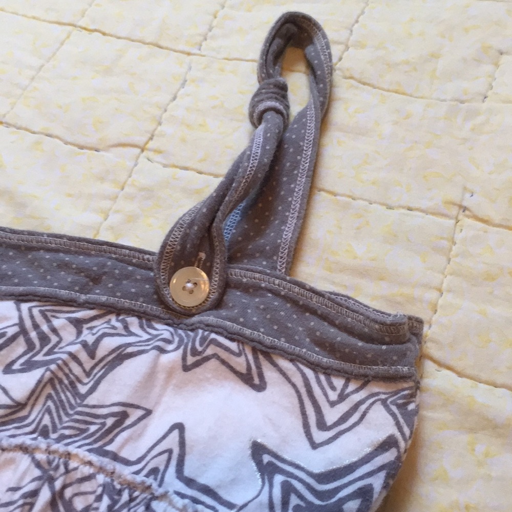 Three Fun Pattern Tank Tops - Picture 5 of 6